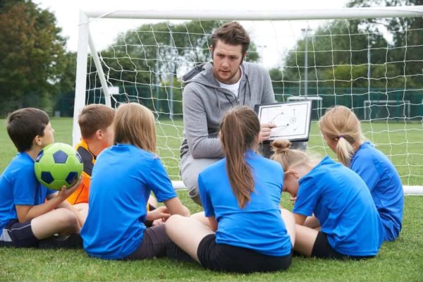 Training pupils for a higher level of sport