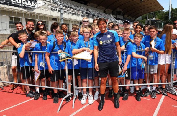 Meeting Antonio Conte on Sports Development Tours to Inter Milan